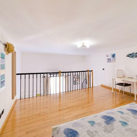Modern House Apartman Nápoly Kültér fotó